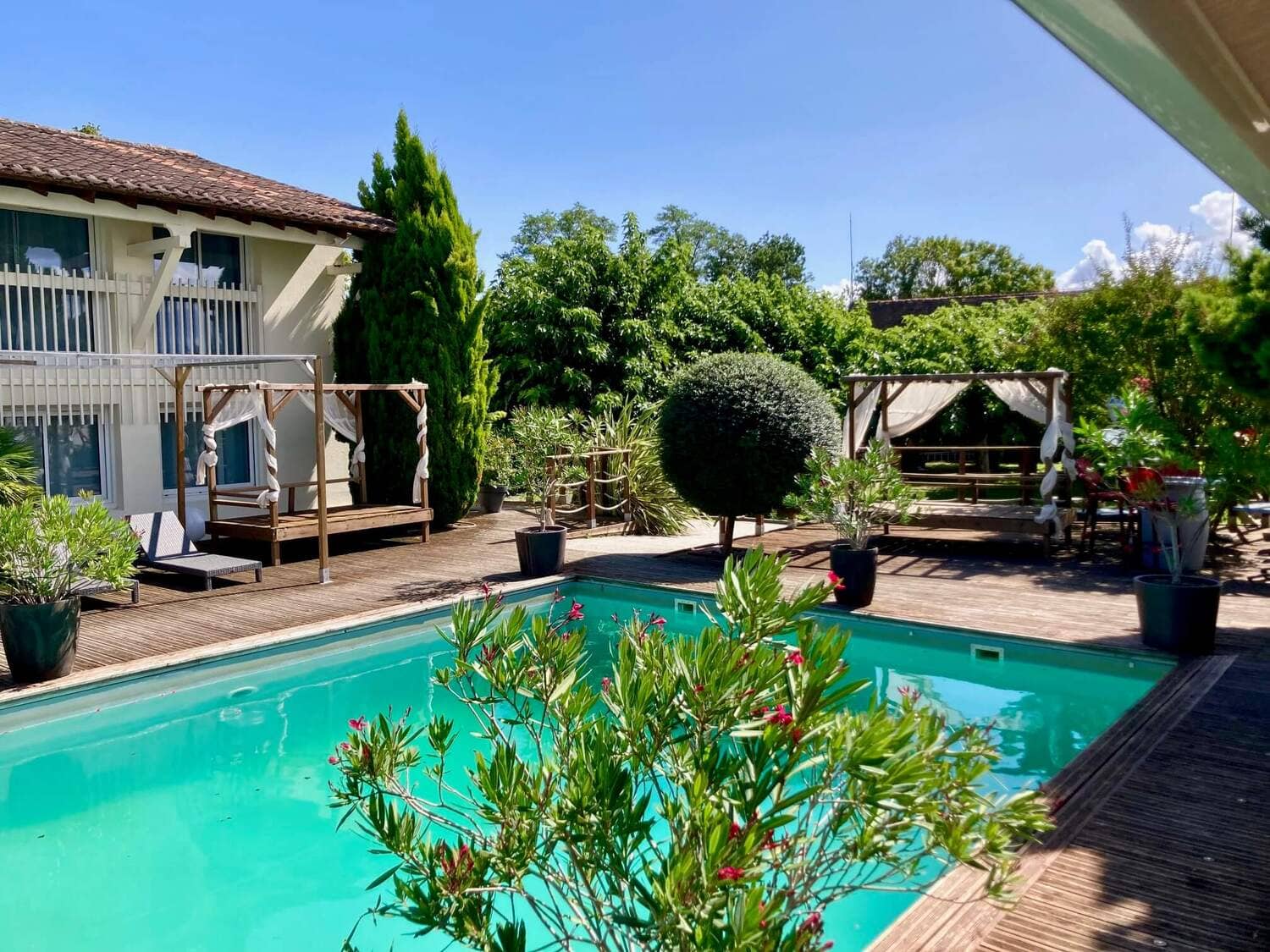 Piscine au restaurant de la citadelle de Blaye (1)